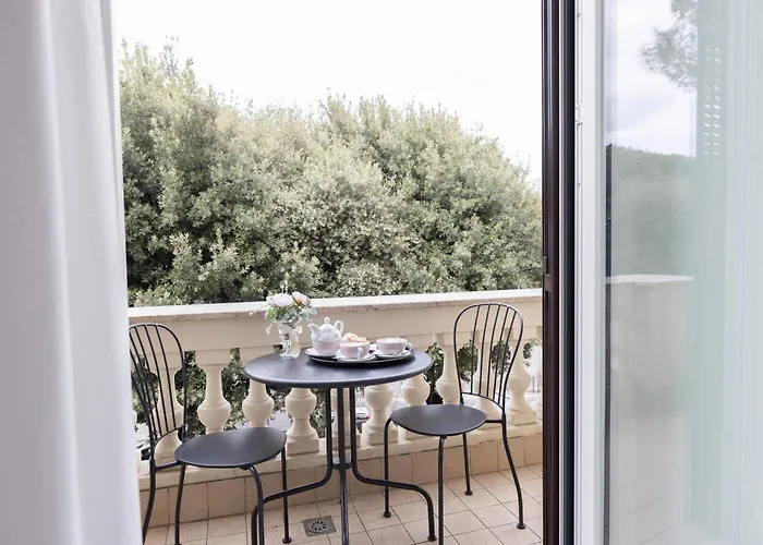 Alojamento de Acomodação e Pequeno-almoço Maison 900 Tivoli